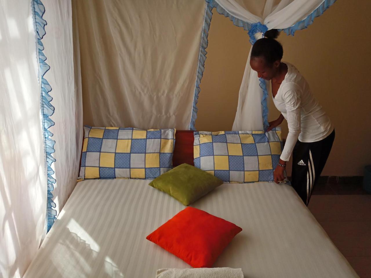 Terminal Homestay Mlolongo Buitenkant foto