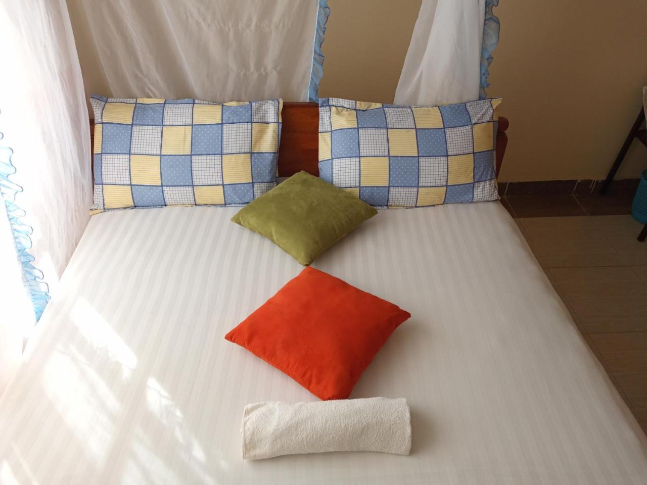 Terminal Homestay Mlolongo Buitenkant foto