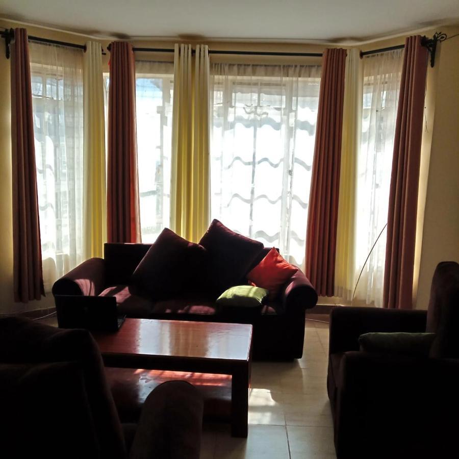 Terminal Homestay Mlolongo Buitenkant foto
