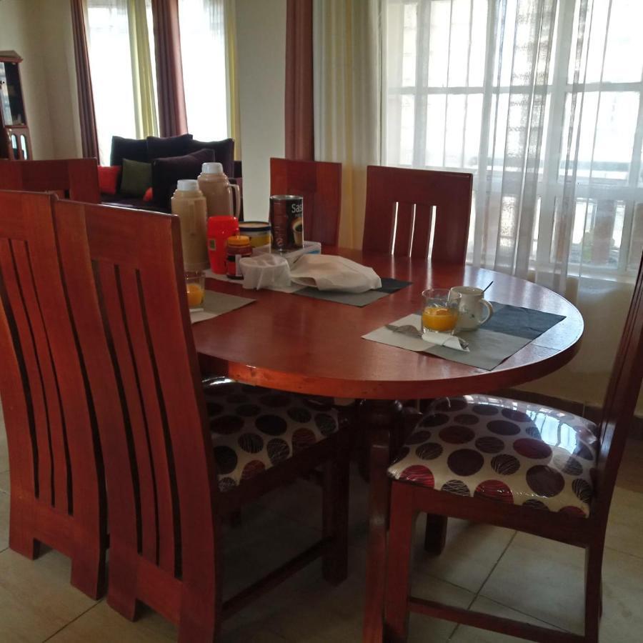 Terminal Homestay Mlolongo Buitenkant foto
